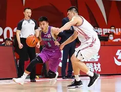 高诗岩19分山东胜浙江胡金秋22分广厦胜宁波(高诗岩 胡金秋)