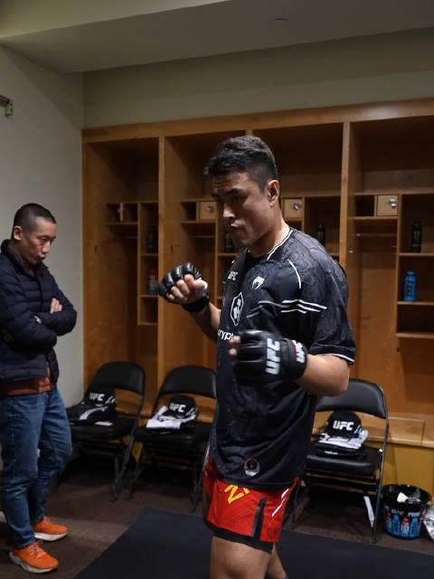 UFC上海站张名扬领衔头条主赛石铭首秀对阵布拉西尔